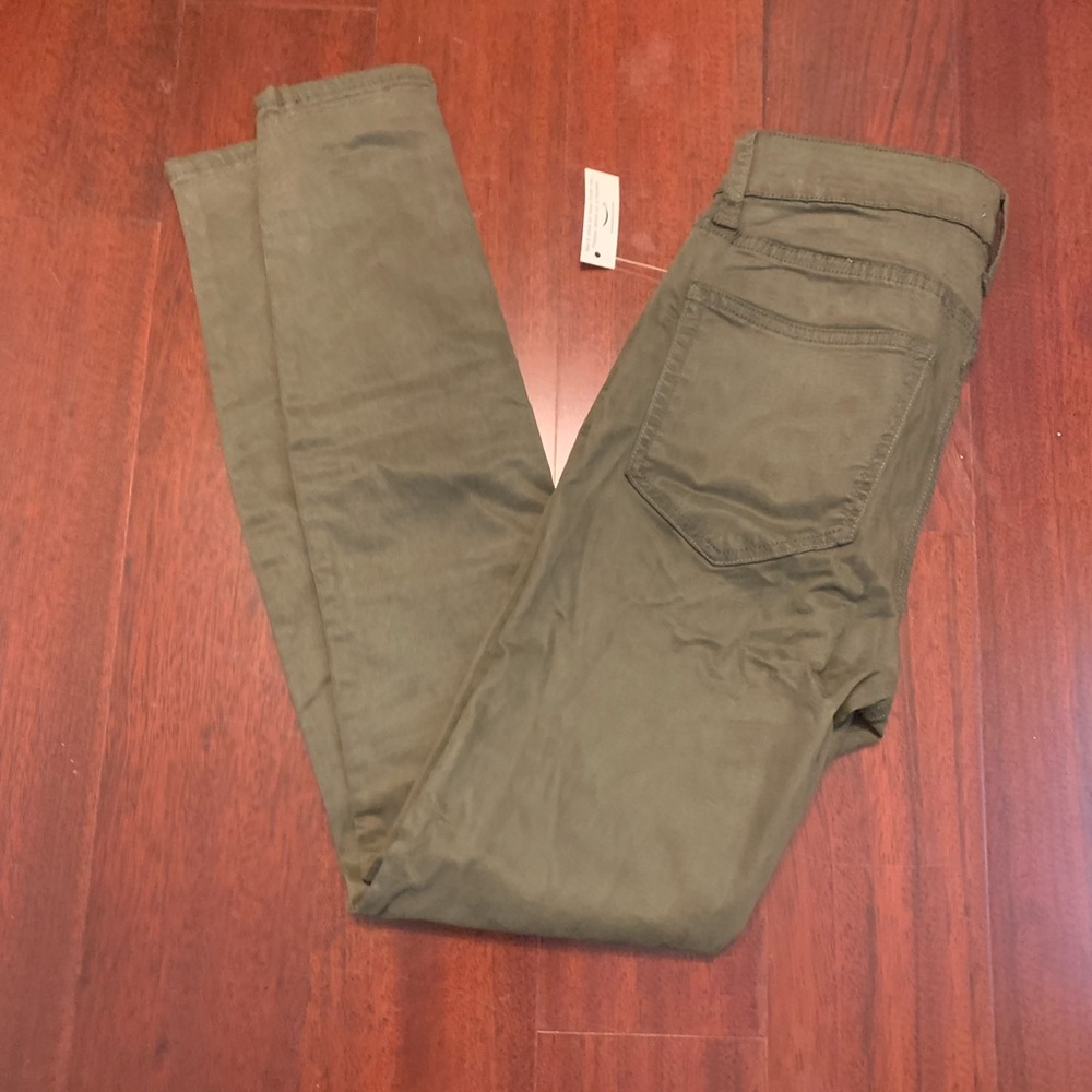 Olive Jeans